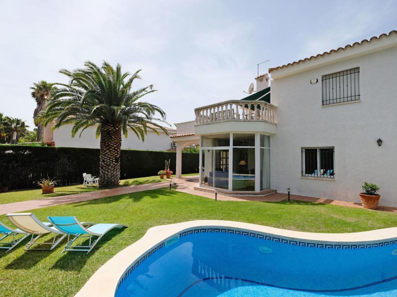 Holiday Home Eldorado Playa Villa Serge By Interhome Cambrils Exterior photo