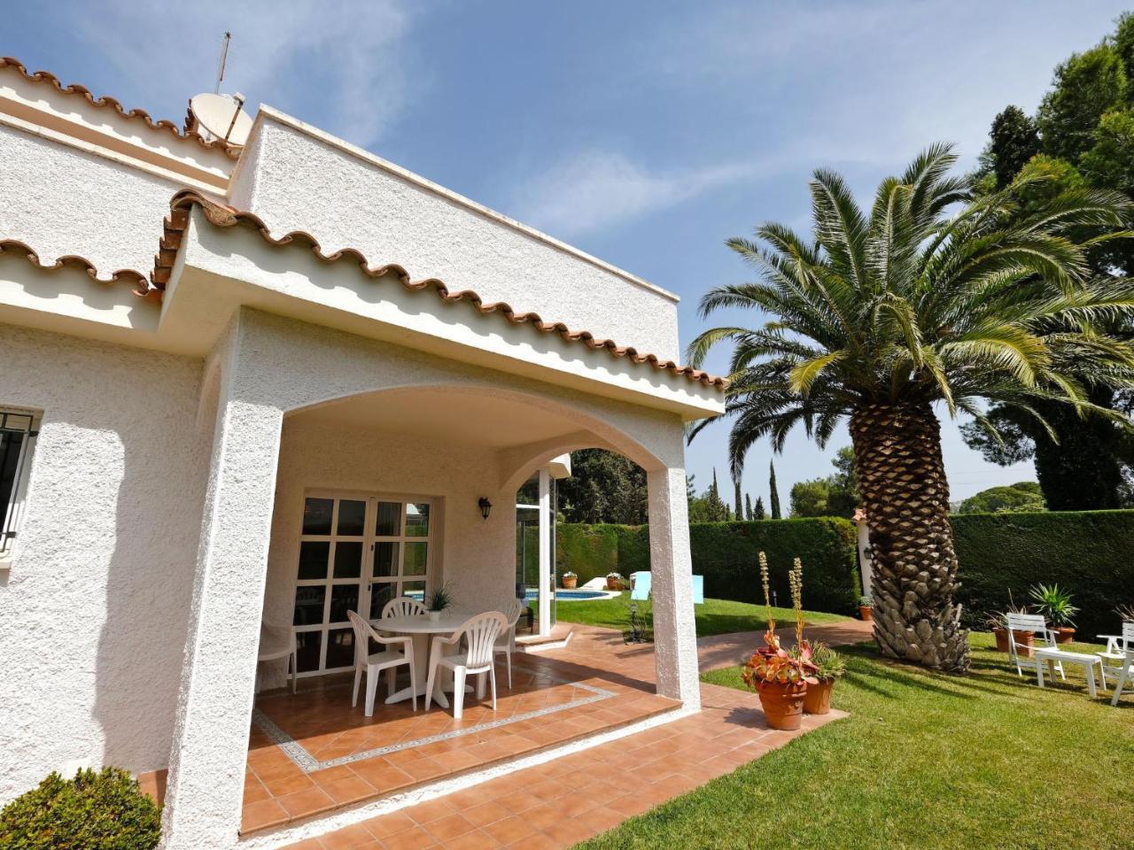 Holiday Home Eldorado Playa Villa Serge By Interhome Cambrils Exterior photo